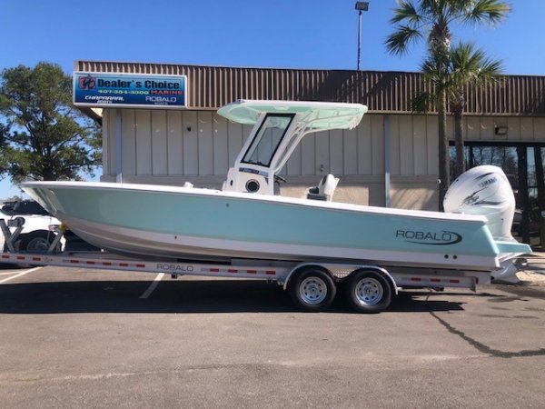 Is your family being pulled in different directions? Whether it's fishing, tubing, skiing or just cruising along enjoying the scenery, there are few forms of recreation that offer families the chance to reconnect like a day spent together on the water.