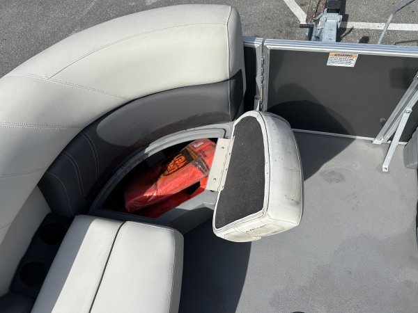 The definition of an outboard motor is a detachable engine mounted on outboard brackets on the stern of your boat.  This configuration will have only one single engine.