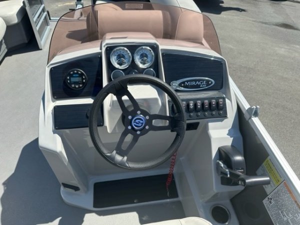 The definition of an outboard motor is a detachable engine mounted on outboard brackets on the stern of your boat.  This configuration will have only one single engine.