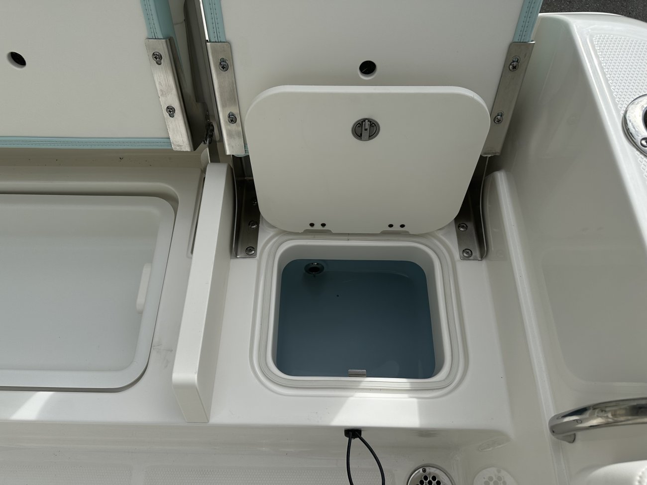 Runabouts are often small day boats that can be used for multiple purposes.  Whether fishing, cruising or just motoring around and enjoying the waterway a runabout can be a fantastic family boat!