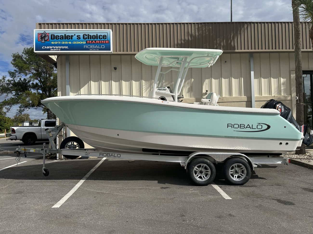 Is your family being pulled in different directions? Whether it's fishing, tubing, skiing or just cruising along enjoying the scenery, there are few forms of recreation that offer families the chance to reconnect like a day spent together on the water.